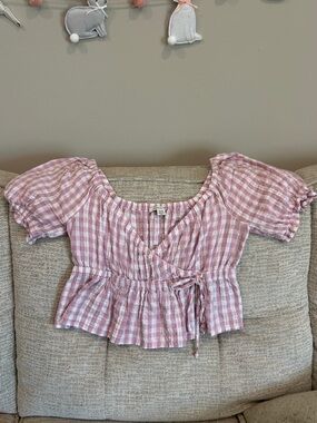 AEO pink gingham crop top size Small